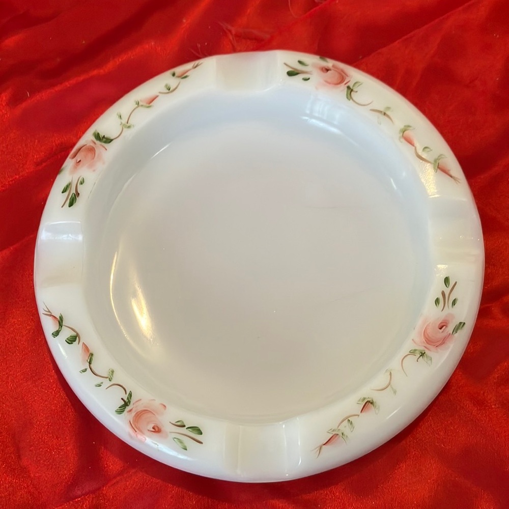 Vintage white Glass Milk Glass Hand Painted with Roses Large Ash tray